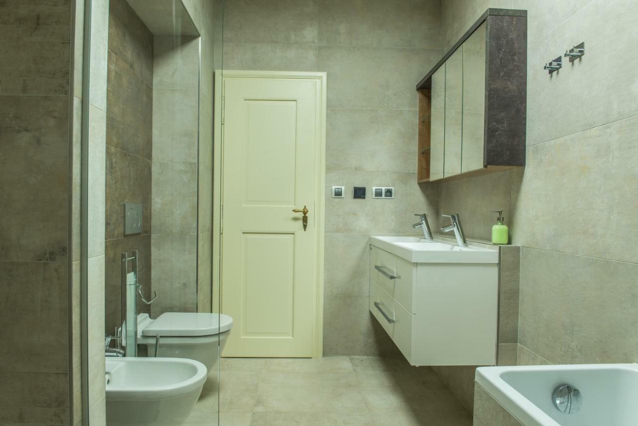 Exclusive 3 Bedroom Top-Notch Flat, Great Location Prague Ngoại thất bức ảnh